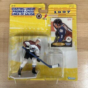 1997 Peter Forsberg NHL Hockey Kenner Starting Lineup- Colorado Avalanche Sealed